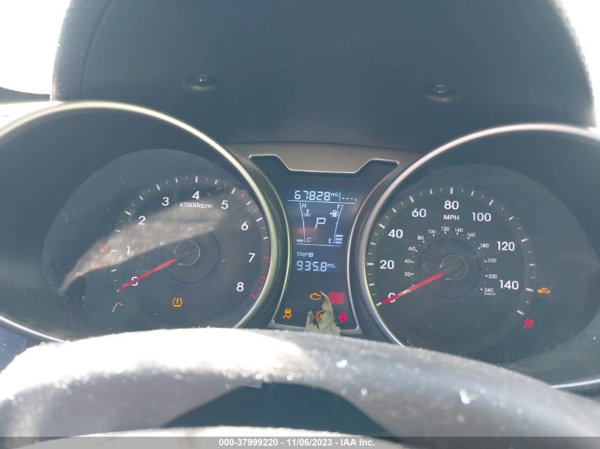 2017 HYUNDAI VELOSTER - KMHTC6AD1HU324633