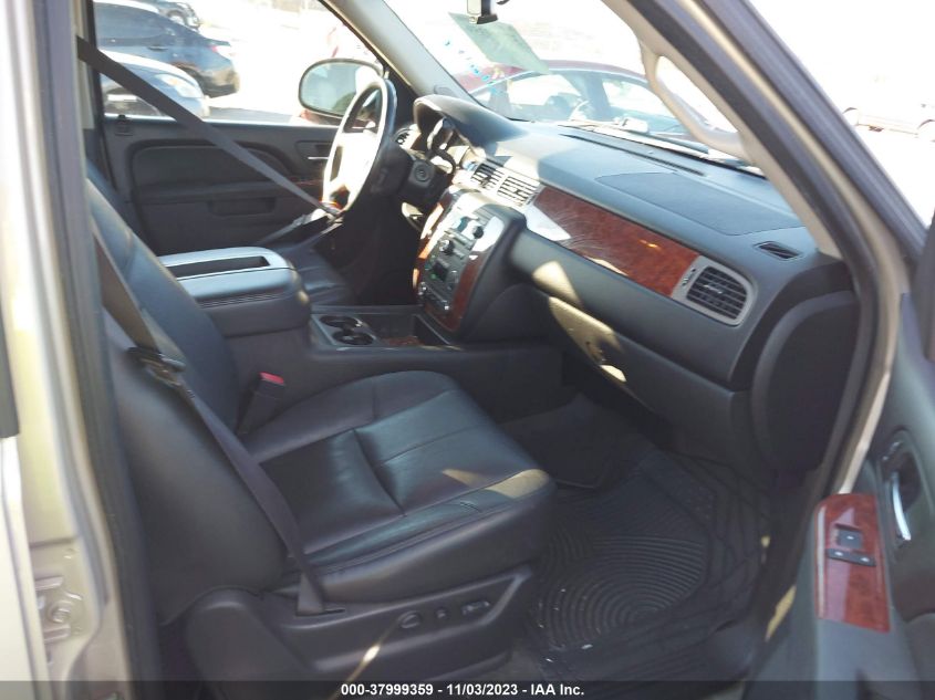 2013 CHEVROLET TAHOE C1500 LT - 1GNSCBE02DR331949