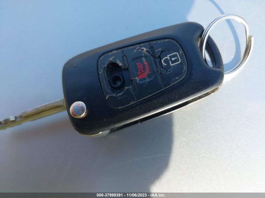 2013 KIA SOUL + - KNDJT2A63D7511077