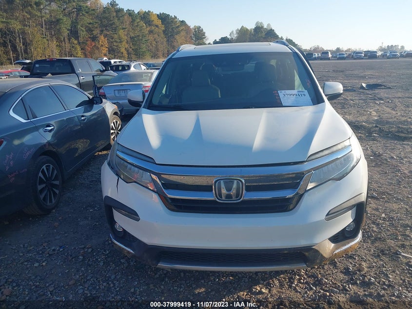 VIN 5FNYF6H06KB004180 2019 HONDA PILOT ELITE