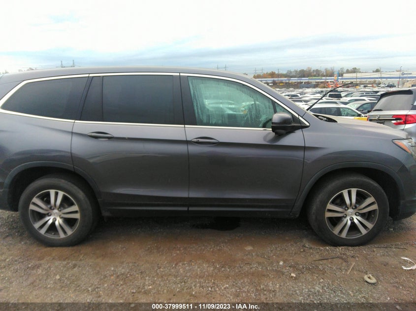 VIN 5FNYF6H53JB008309 2018 HONDA PILOT EXL