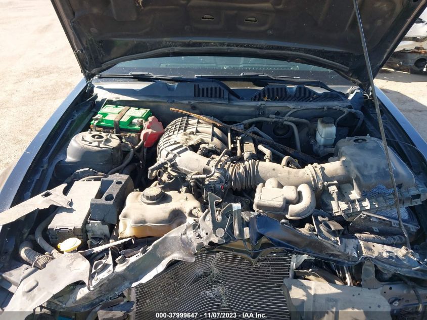 2014 FORD MUSTANG V6 - 1ZVBP8AM6E5254520