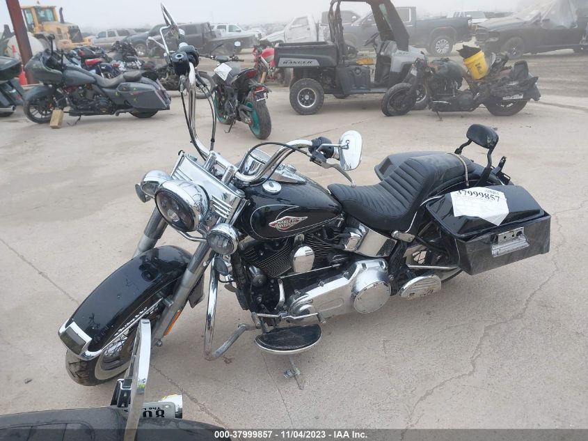 2011 HARLEY-DAVIDSON FLSTC - 1HD1BW511BB016281