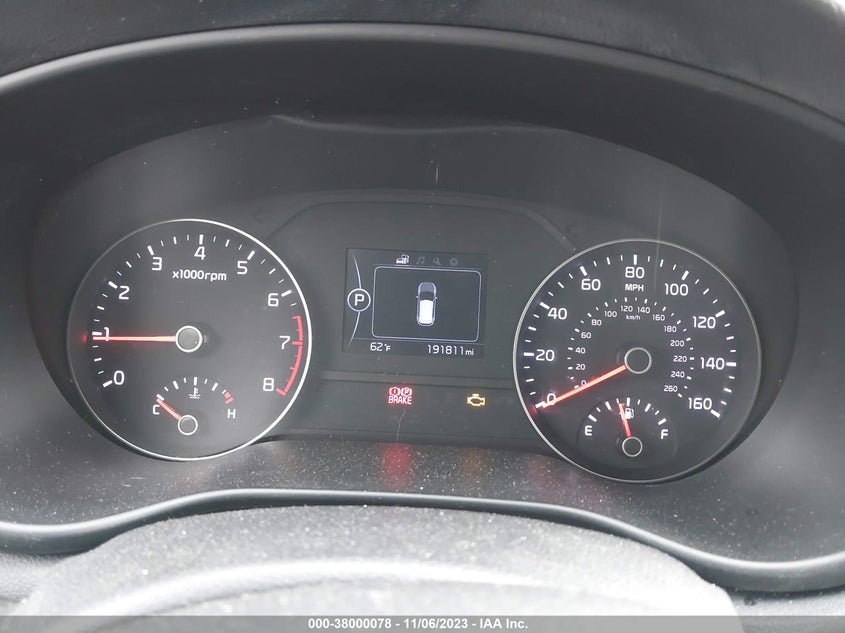 VIN KNDPMCAC9K7504716 2019 KIA SPORTAGE LX
