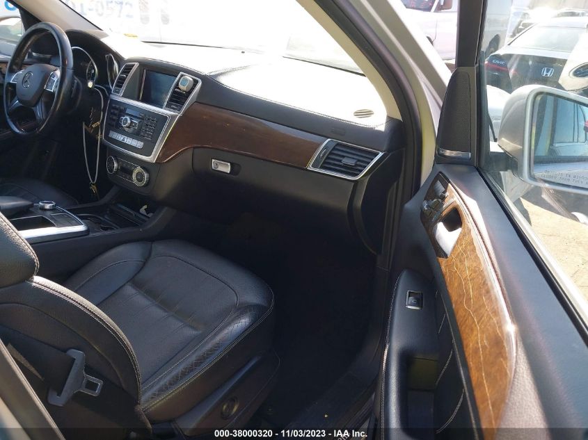 2015 MERCEDES-BENZ GL 450 4JGDF6EE1FA474030