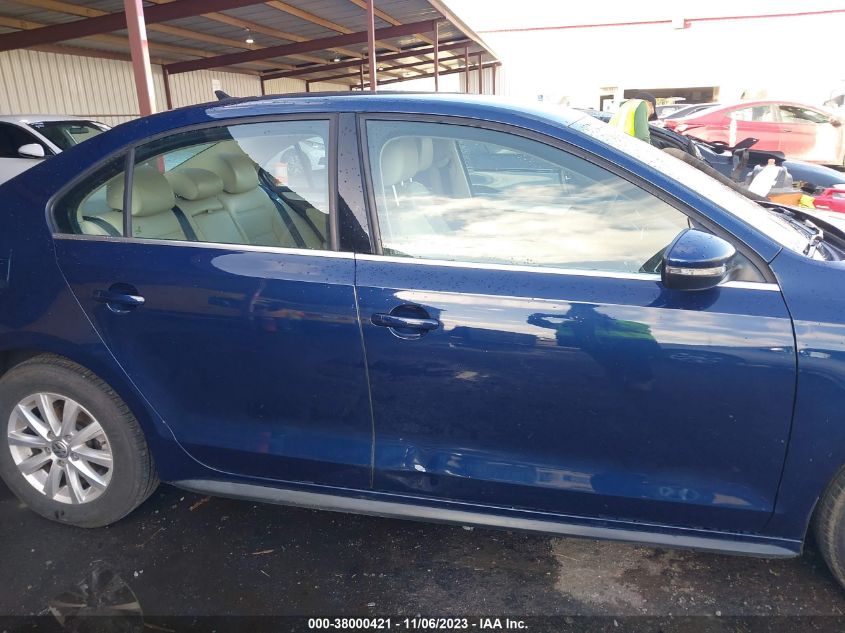 2014 VOLKSWAGEN JETTA HYBRID SE 3VW637AJ8EM233711