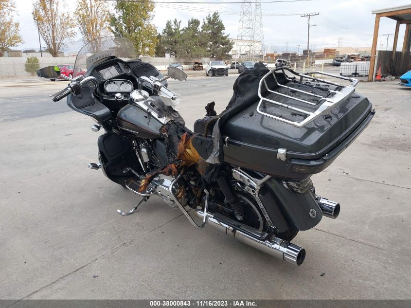 2016 HARLEY-DAVIDSON FLTRUSE CVO ROAD GLIDE 1HD1TAN36GB957346