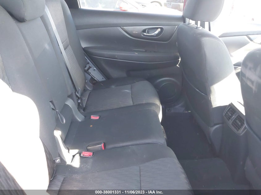 VIN KNMAT2MTXKP512645 2019 NISSAN ROGUE SV