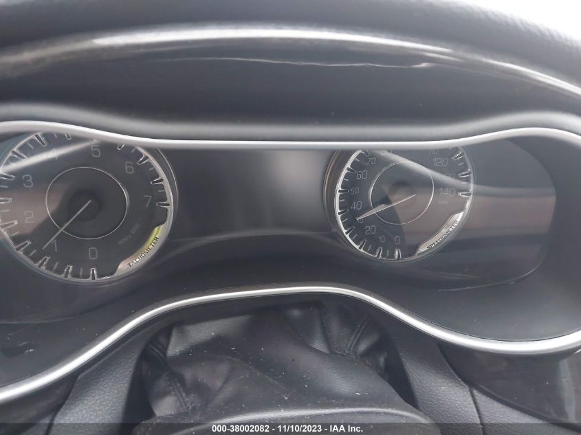 2015 CHRYSLER 200 C - 1C3CCCEGXFN644276