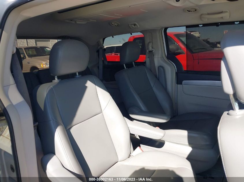 2013 VOLKSWAGEN ROUTAN SE W/RSE & NAVIGATION 2C4RVABG0DR725022