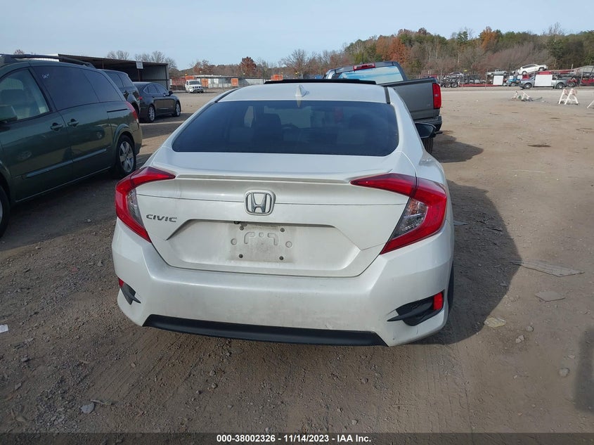 VIN 19XFC2F70JE010005 2018 HONDA CIVIC EX