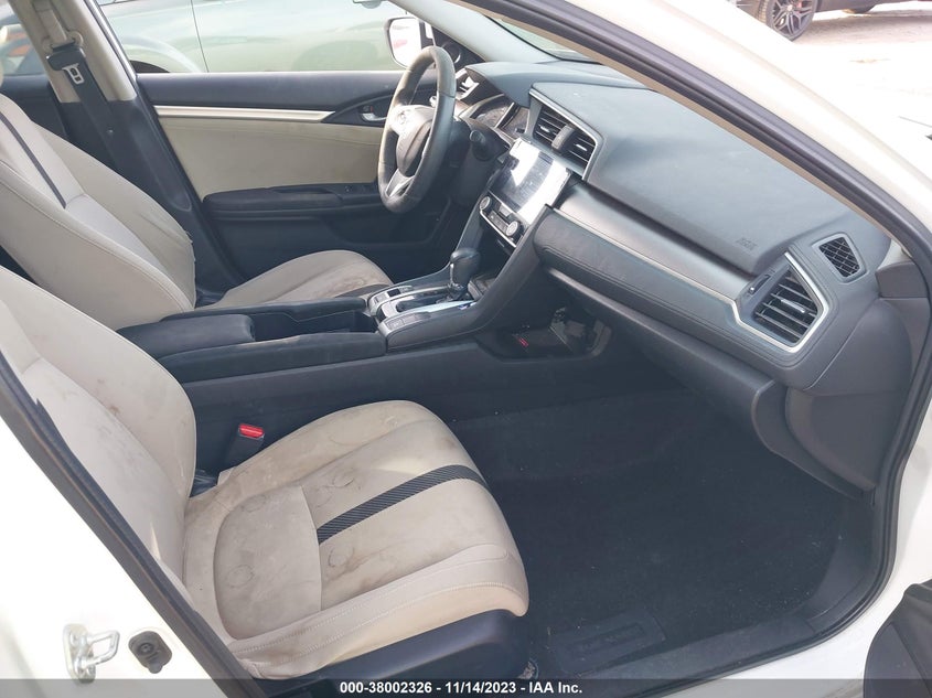 VIN 19XFC2F70JE010005 2018 HONDA CIVIC EX