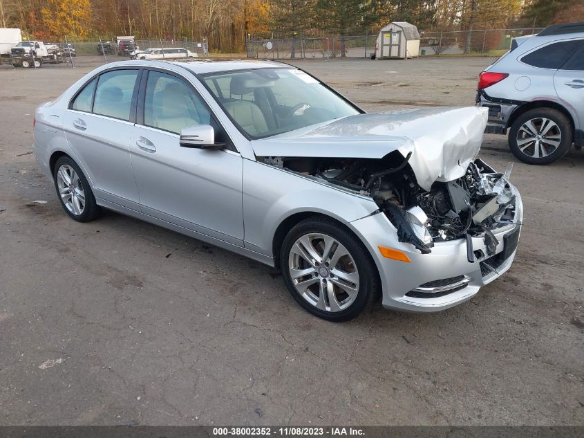 2013 MERCEDES-BENZ C 300 LUXURY 4MATIC - WDDGF8AB7DAH30654