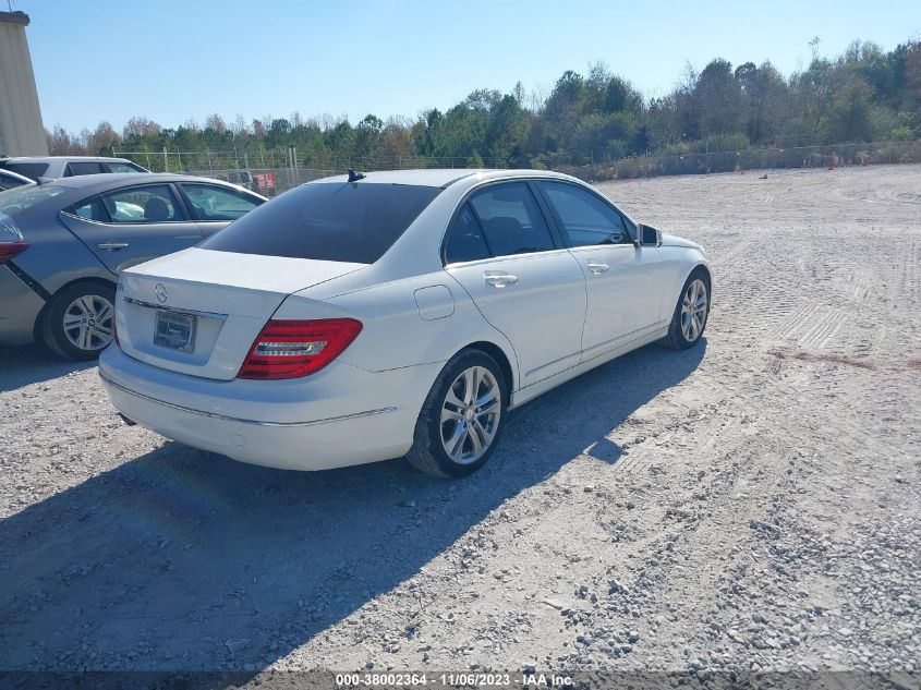 2013 MERCEDES-BENZ C 250 LUXURY/SPORT WDDGF4HB8DR262849