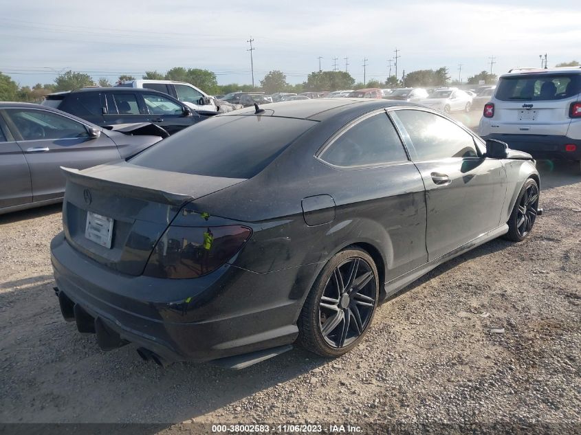 2013 MERCEDES-BENZ C 250 WDDGJ4HB5DF959136
