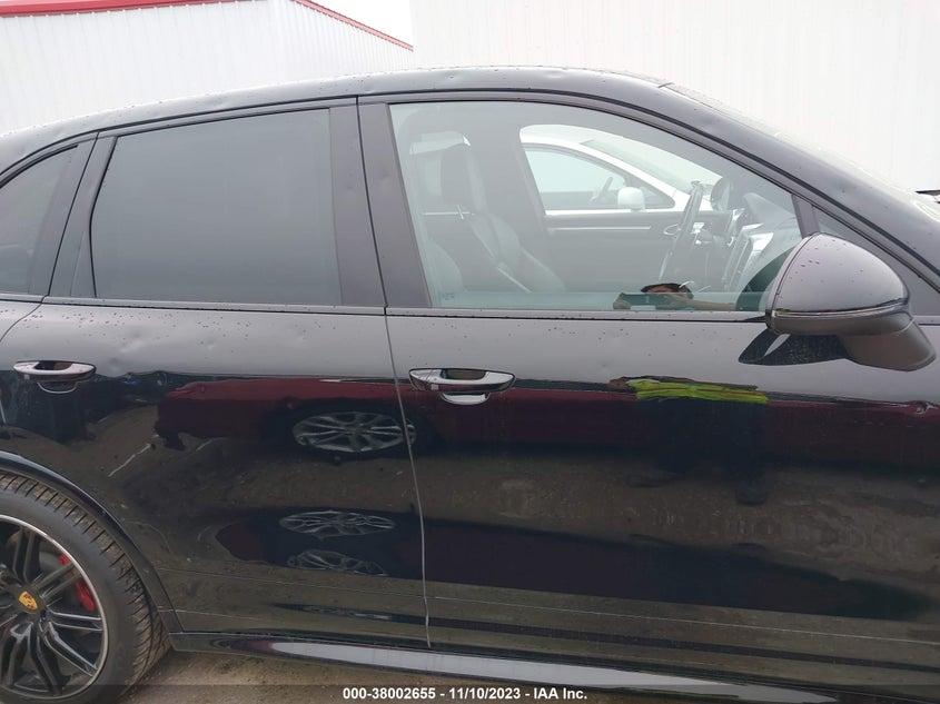 VIN WP1AD2A20HLA81644 2017 PORSCHE CAYENNE GTS