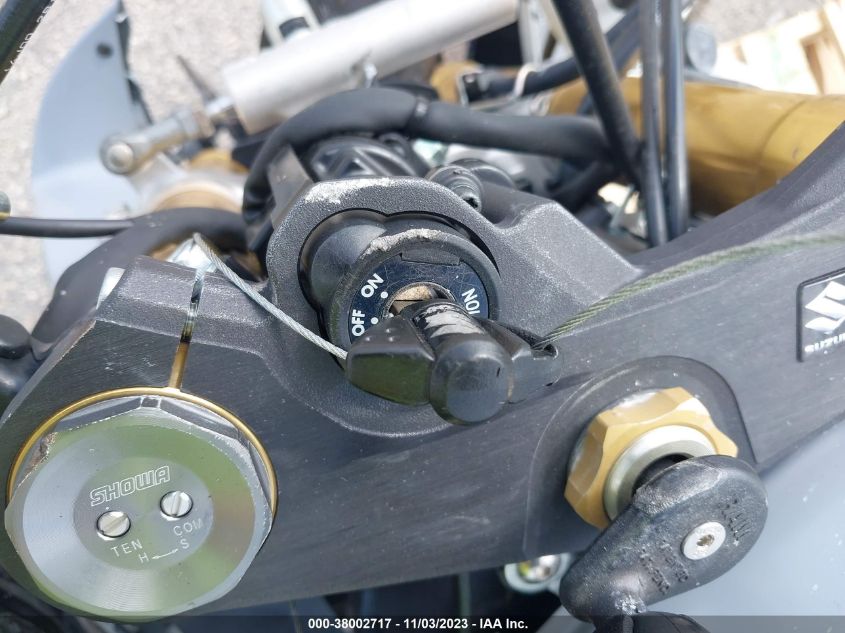 2022 SUZUKI GSX-R750 - JS1GR7MA5N7101558