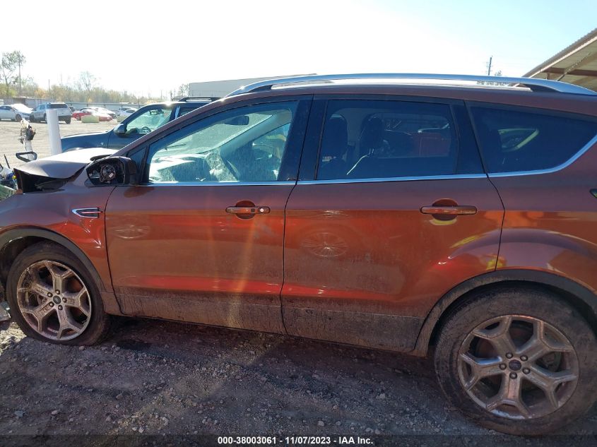 2017 FORD ESCAPE TITANIUM - 1FMCU0J91HUA50324