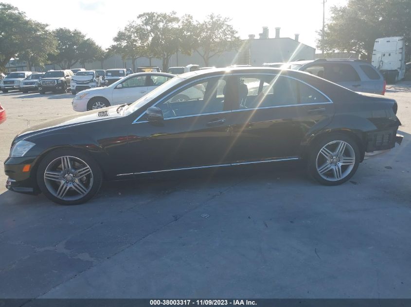 2013 MERCEDES-BENZ S 550 4MATIC WDDNG9EB7DA532917
