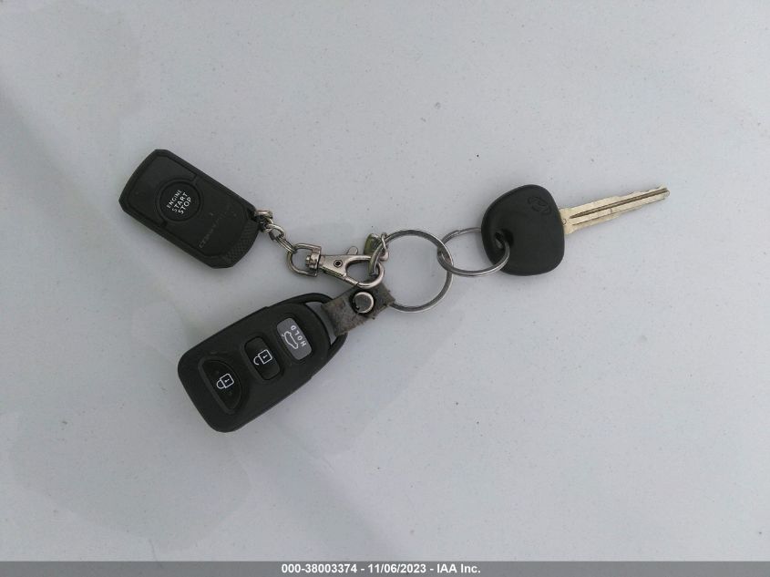 2015 HYUNDAI ELANTRA SE - KMHDH4AE8FU412336