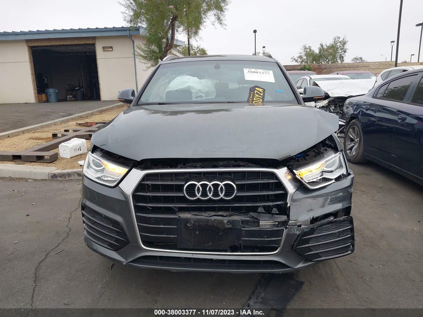 VIN WA1BCCFS4JR008037 2018 AUDI Q3 PREMIUM
