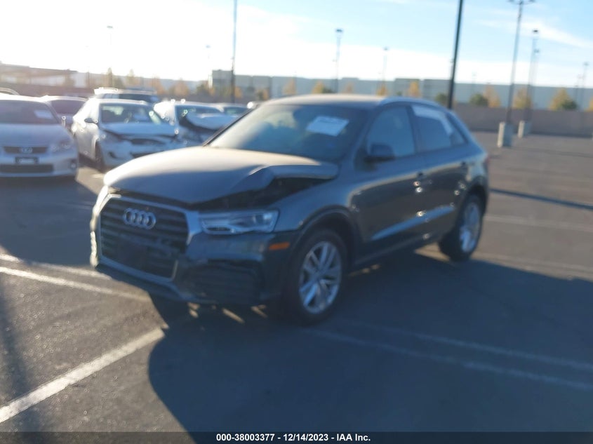 VIN WA1BCCFS4JR008037 2018 AUDI Q3 PREMIUM