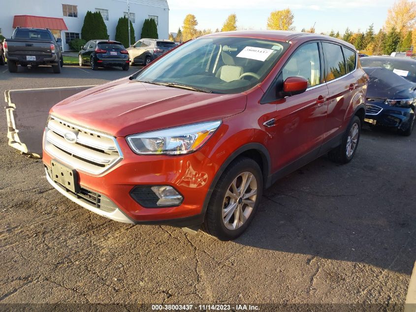 1FMCU9GDXKUB33077 2019 FORD ESCAPE, photo no. 2