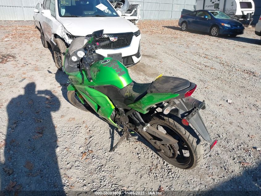 2012 KAWASAKI EX250 J JKAEXMJ18CDAB1947