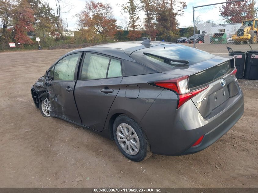 JTDKARFU1L3115813 Toyota Prius LE 3