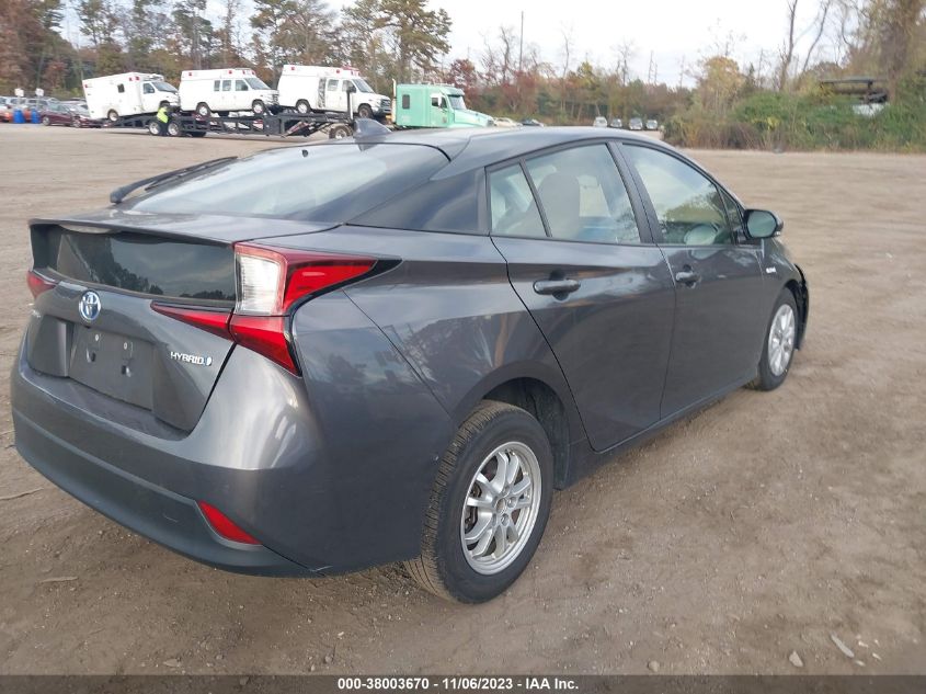 JTDKARFU1L3115813 Toyota Prius LE 4