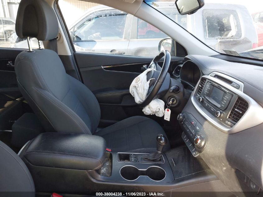 2016 KIA SORENTO 2.4L LX - 5XYPGDA39GG172185