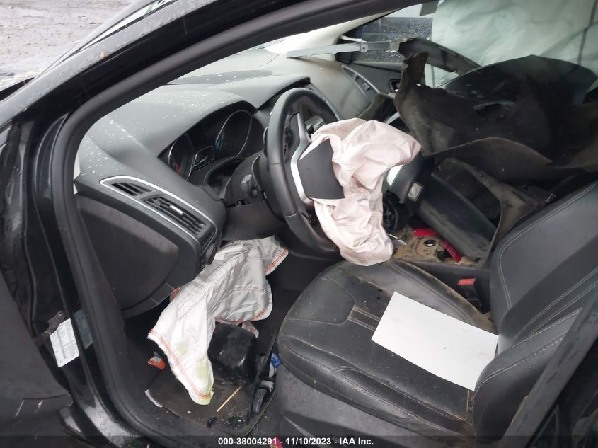 2013 FORD FOCUS TITANIUM - 1FADP3J22DL379558