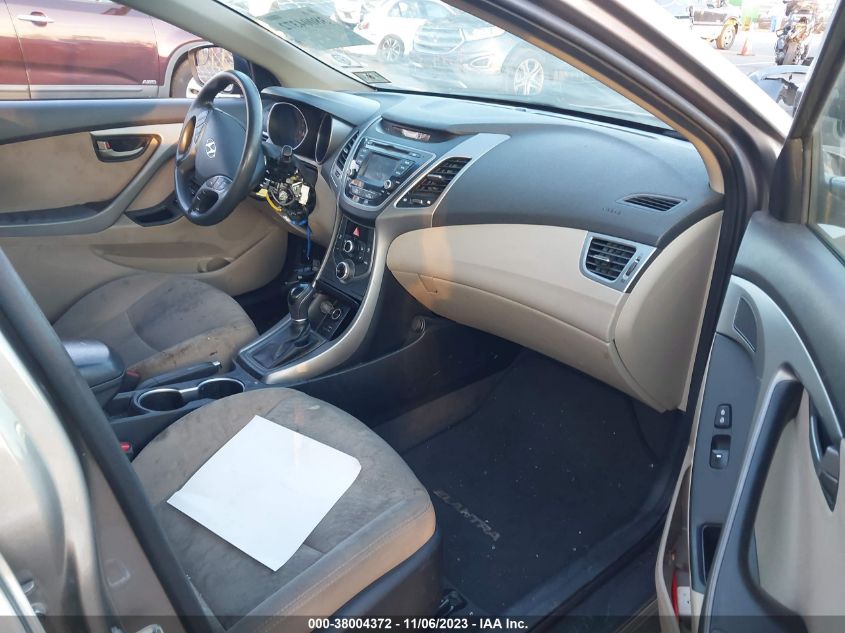 2016 HYUNDAI ELANTRA SE - 5NPDH4AE1GH772435