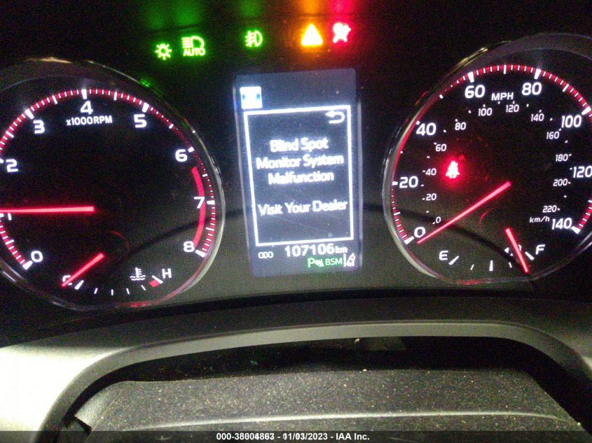 2018 TOYOTA RAV4 SE - JTMJFREV5JJ256187