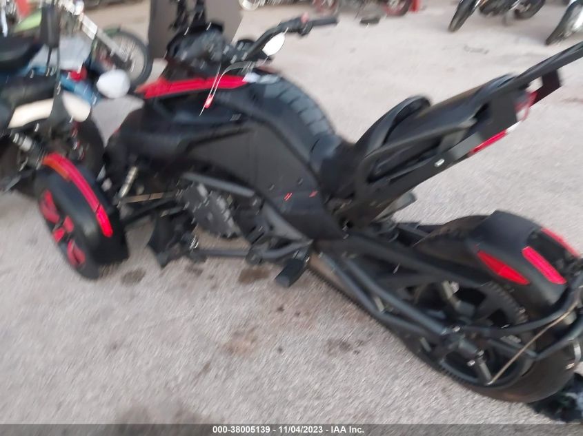 2020 CAN-AM SPYDER ROADSTER F3-S/F3-S SPECIAL SERIES 2BXRDDD24LV000311