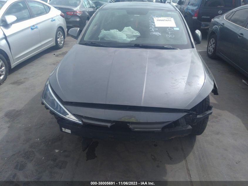 2019 HYUNDAI ELANTRA SE - 5NPD74LF0KH468532