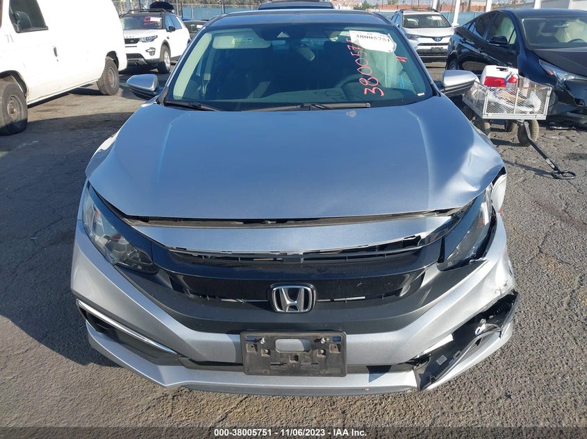 VIN 19XFC2F69KE210776 2019 HONDA CIVIC LX