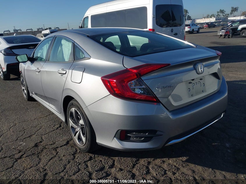 VIN 19XFC2F69KE210776 2019 HONDA CIVIC LX