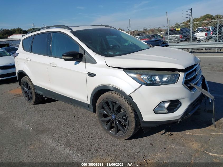 2017 FORD ESCAPE - 1FMCU9196HUB74576