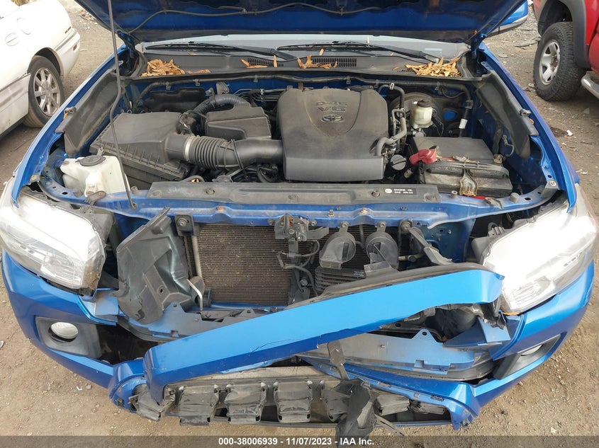 VIN 3TMDZ5BNXHM015482 2017 TOYOTA TACOMA DBL CAB/SR5/TRD SPORT/OR