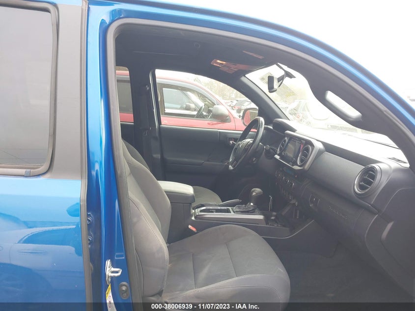 VIN 3TMDZ5BNXHM015482 2017 TOYOTA TACOMA DBL CAB/SR5/TRD SPORT/OR