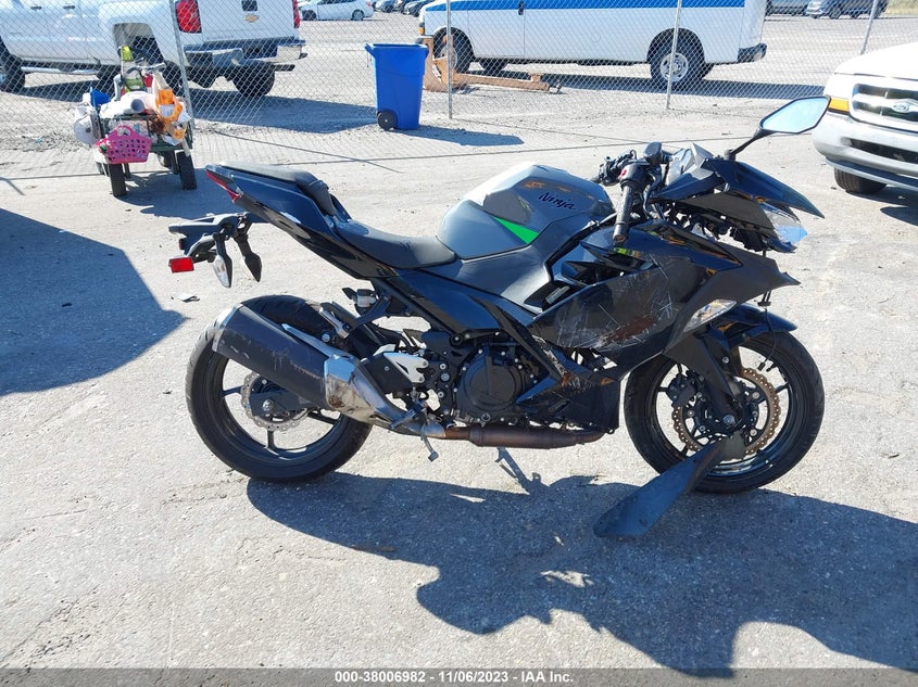 VIN JKAEXKG17KDA32318 2019 KAWASAKI EX400