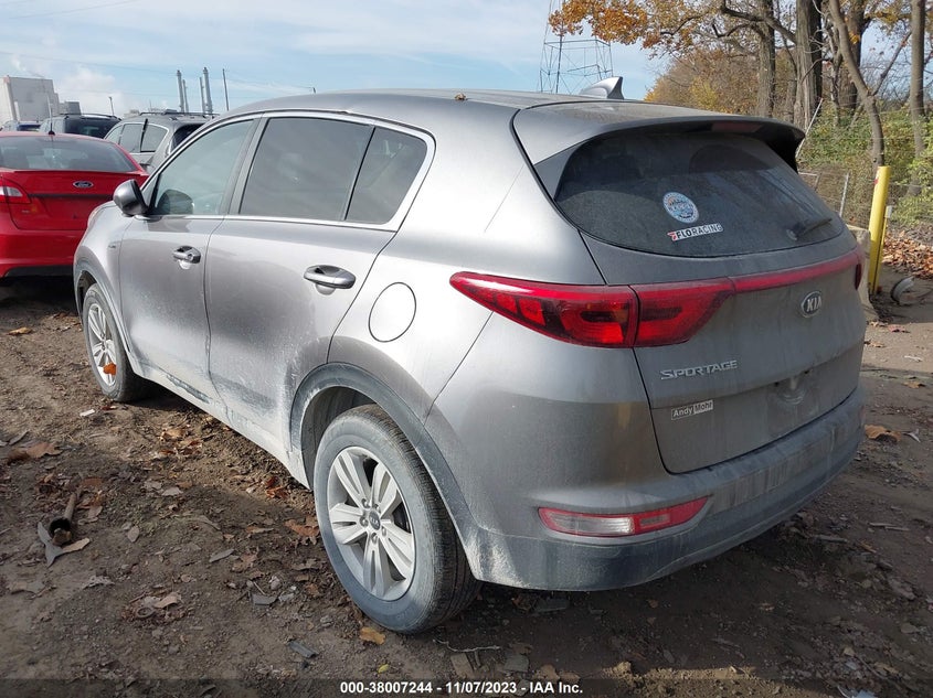 VIN KNDPMCAC0J7467649 2018 KIA SPORTAGE LX