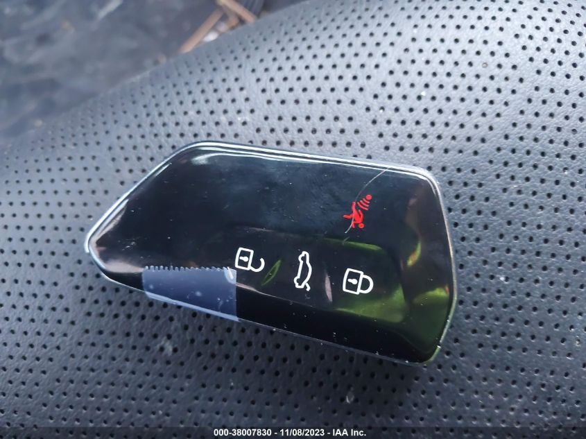 2022 VOLKSWAGEN ID.4 PRO S WVGTMPE25NP074240
