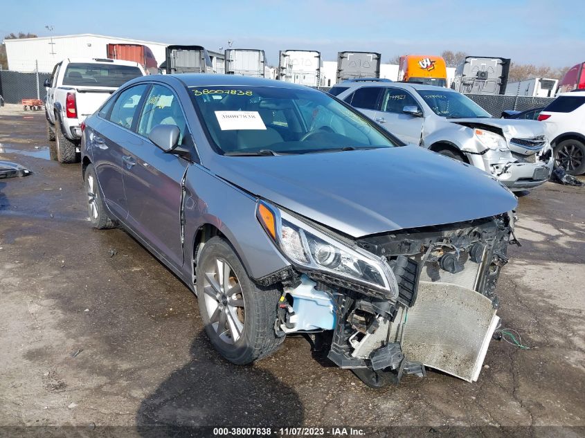 2017 HYUNDAI SONATA SE - 5NPE24AF2HH555475