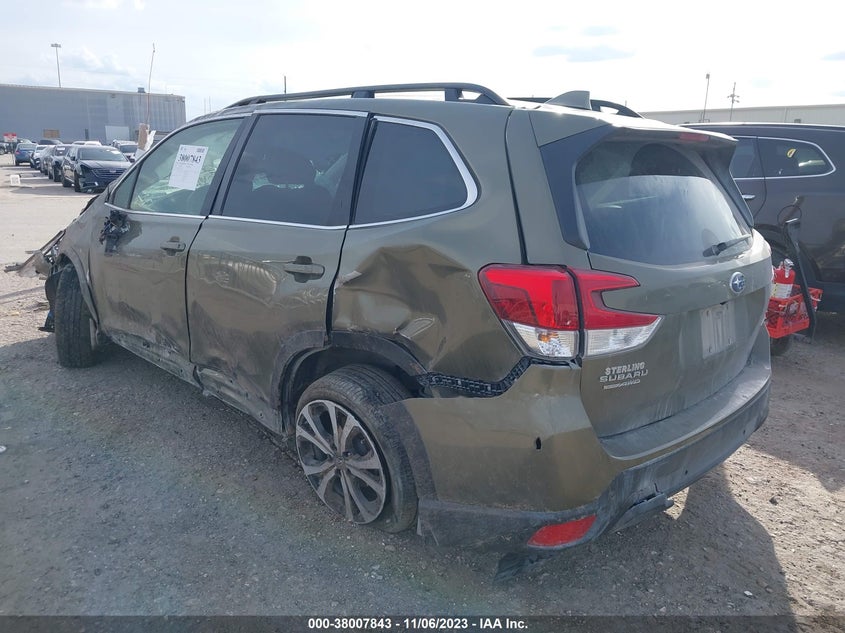 VIN JF2SKAPC2NH519389 2022 SUBARU FORESTER LIMITED