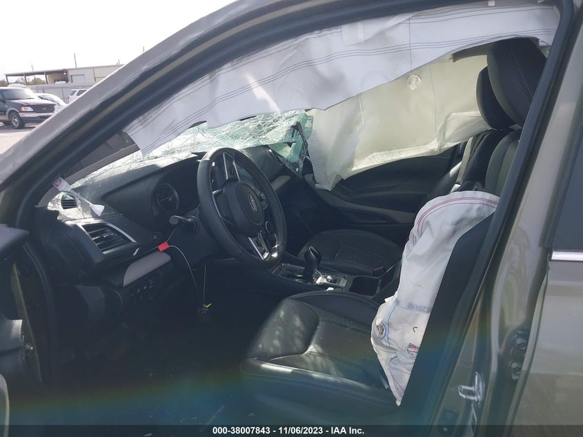 VIN JF2SKAPC2NH519389 2022 SUBARU FORESTER LIMITED
