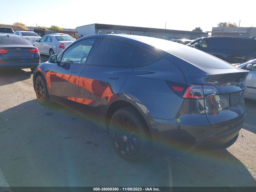 VIN 5YJYGDEE8MF100171 2021 TESLA MODEL Y