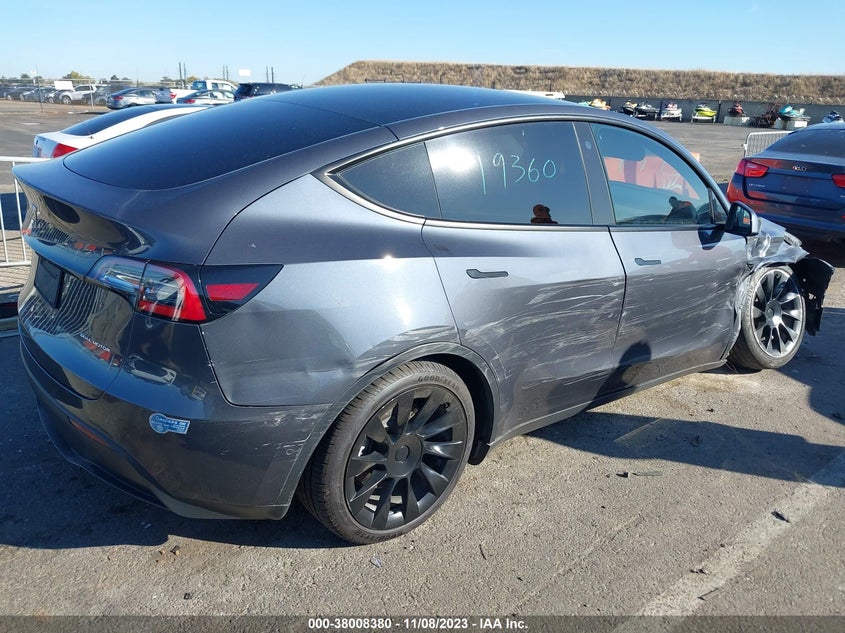 VIN 5YJYGDEE8MF100171 2021 TESLA MODEL Y