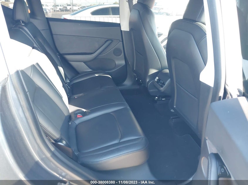 VIN 5YJYGDEE8MF100171 2021 TESLA MODEL Y
